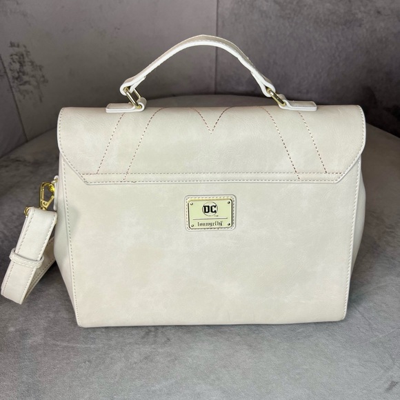 Loungefly DC Wonder Woman Satchel Bag - Picture 2 of 4